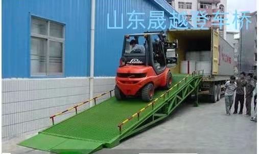 煙臺移動登車橋開始使用